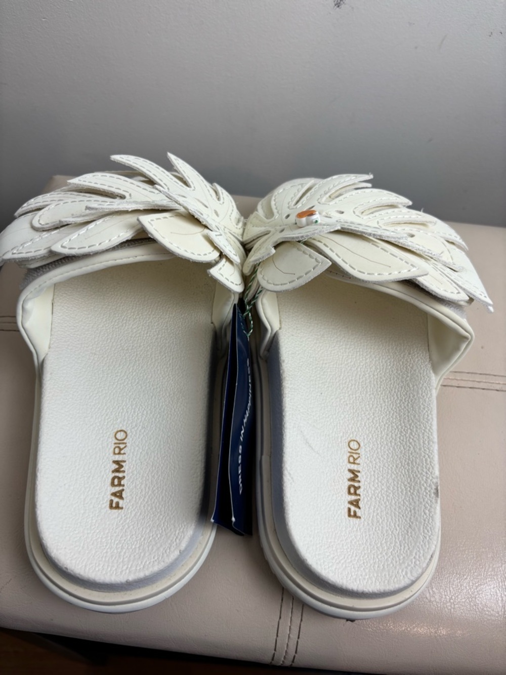 Farm Rio Monstera Leaf Sandal Platform Slides White Adjustable Tropical 9 NWT - Picture 8 of 9